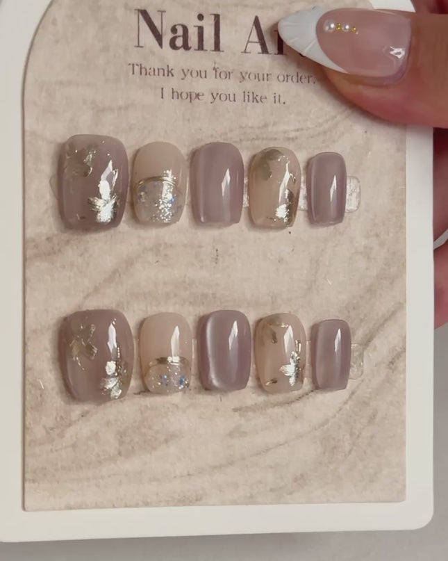 Golden Petals Press-On Nails