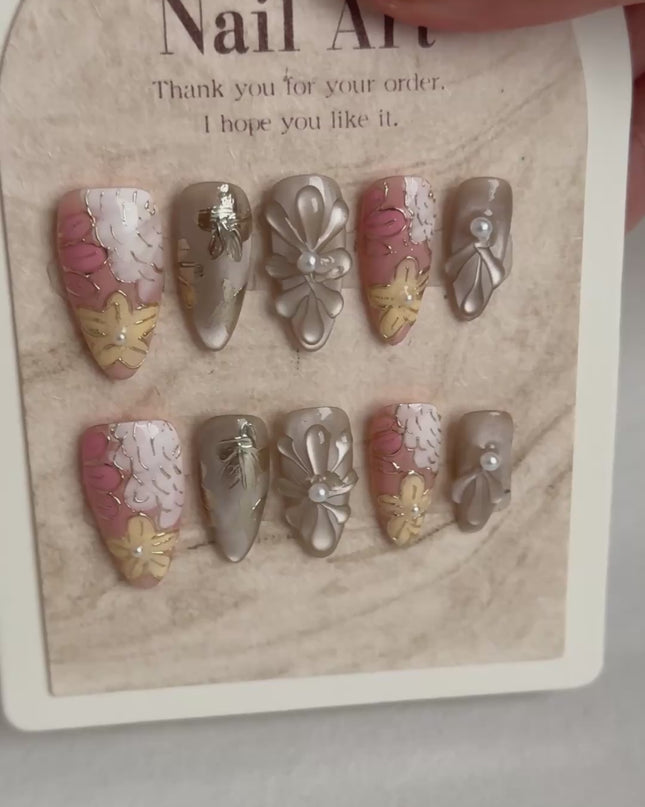 Golden Bloom Press-On Nails