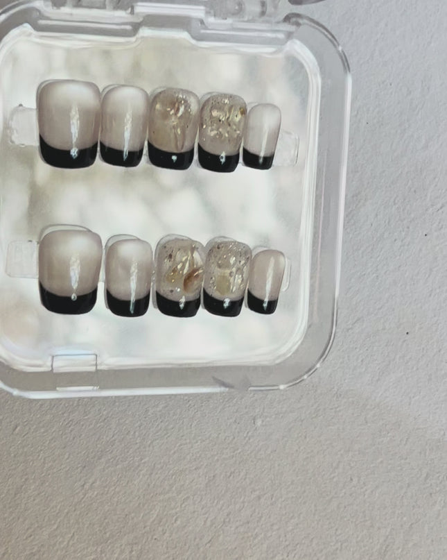 Black French Tip Press on Nails