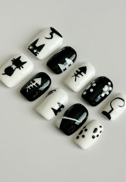 Cat Doodle Press On Nails