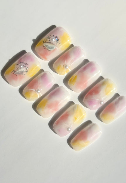 Pastel Cloud Pearl Press-On Nails