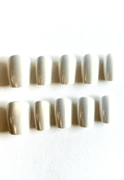 Pearl White Press on Nails