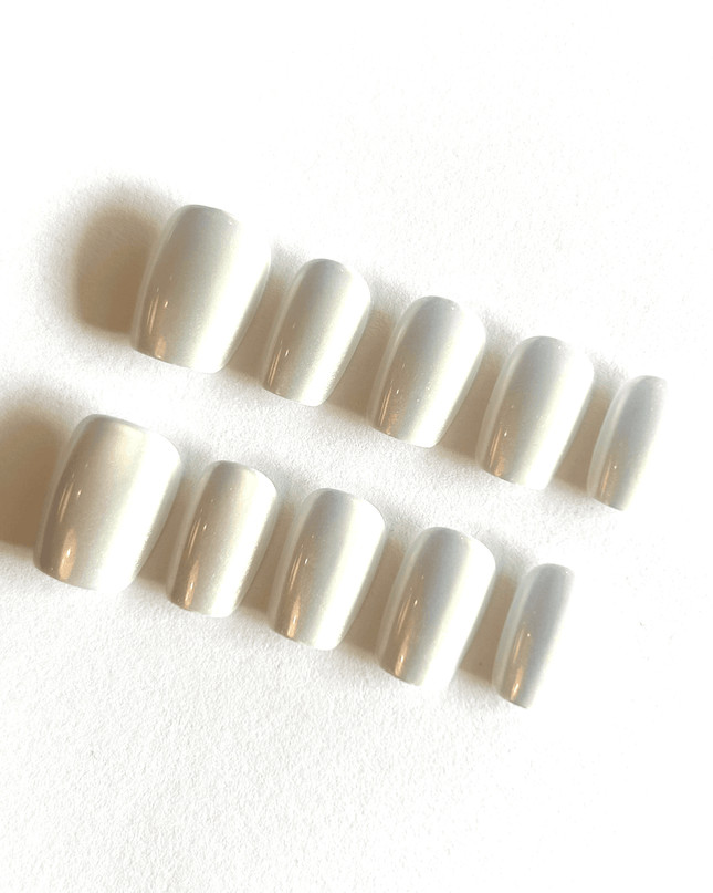 Pearl White Press on Nails