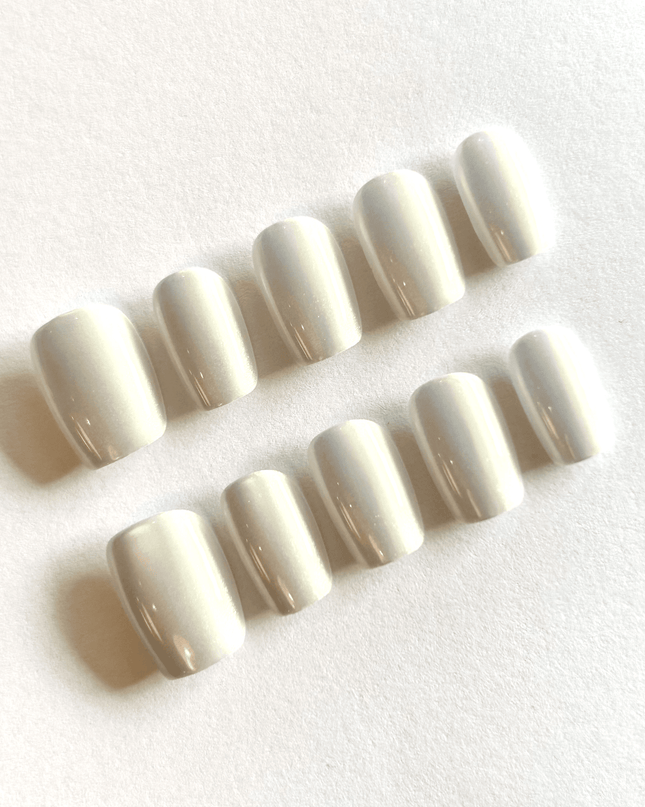 Pearl White Press on Nails