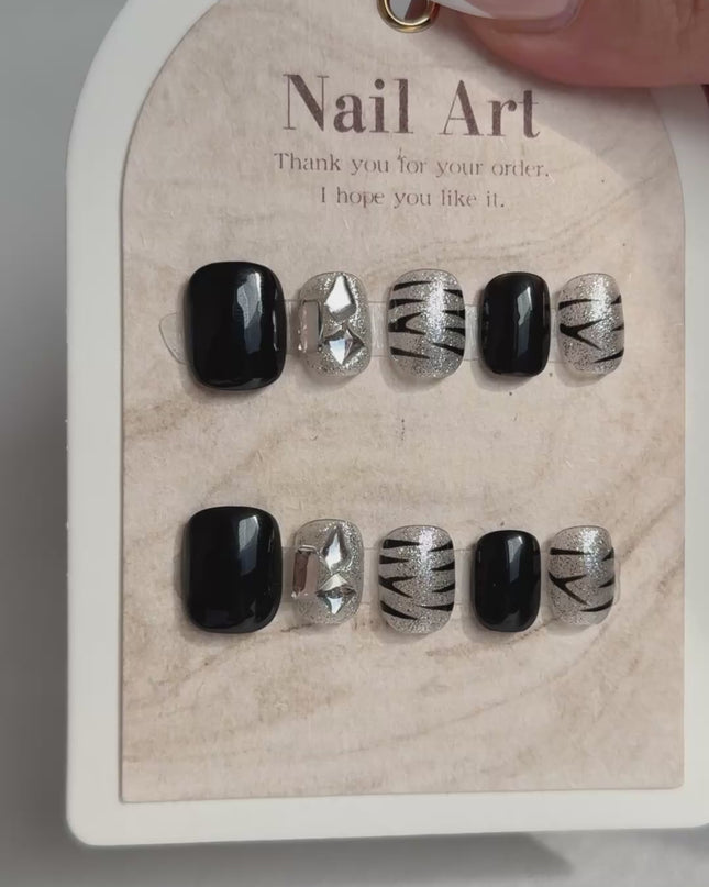 Silver Zebra Press On Nails