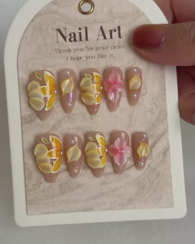 Sunlit Blossom Press-On Nails
