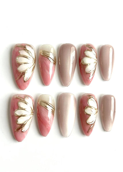 ALMOND PRESS ON NAILS
