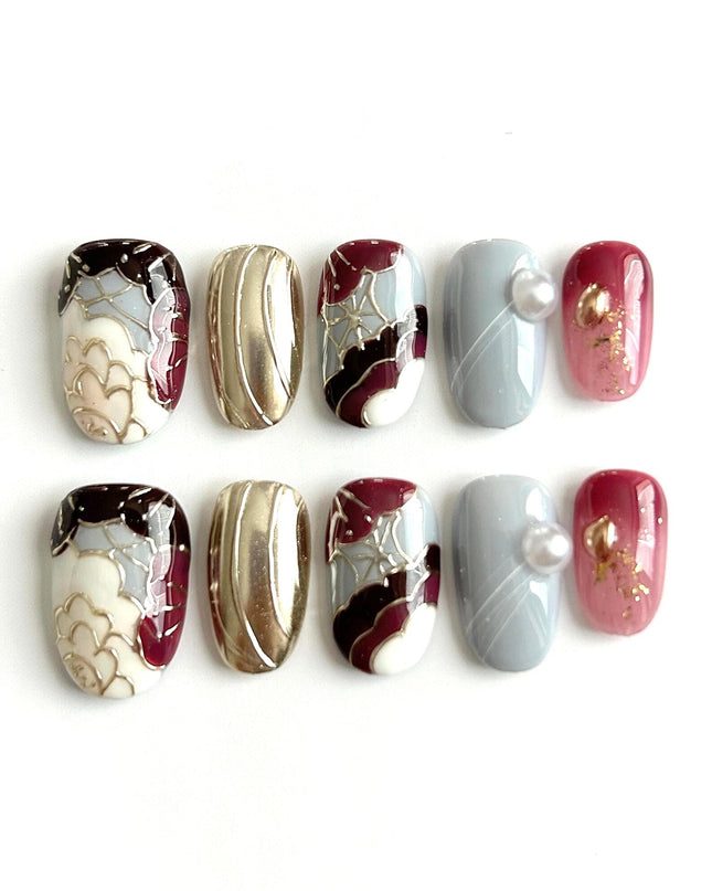 Gilded Web Press-On Nails