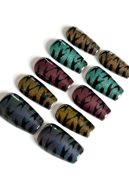 Metallic Stripes Press On Nails