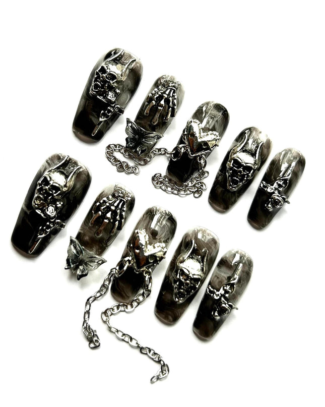 Gothic Chain Press On Nails