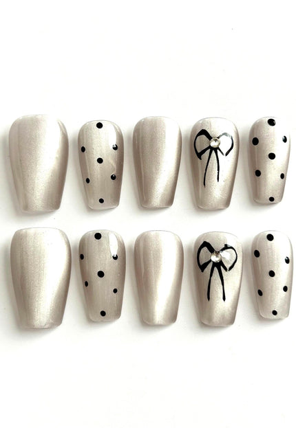 Silver Polka Dot Press On Nails