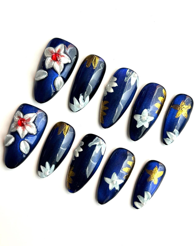 Sapphire Bloom Press-On Nails