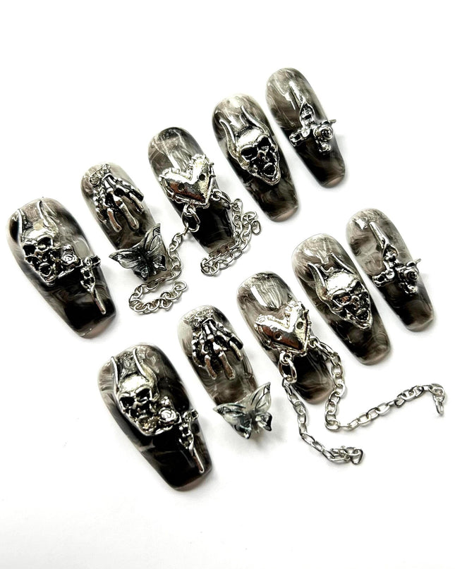 Gothic Chain Press On Nails