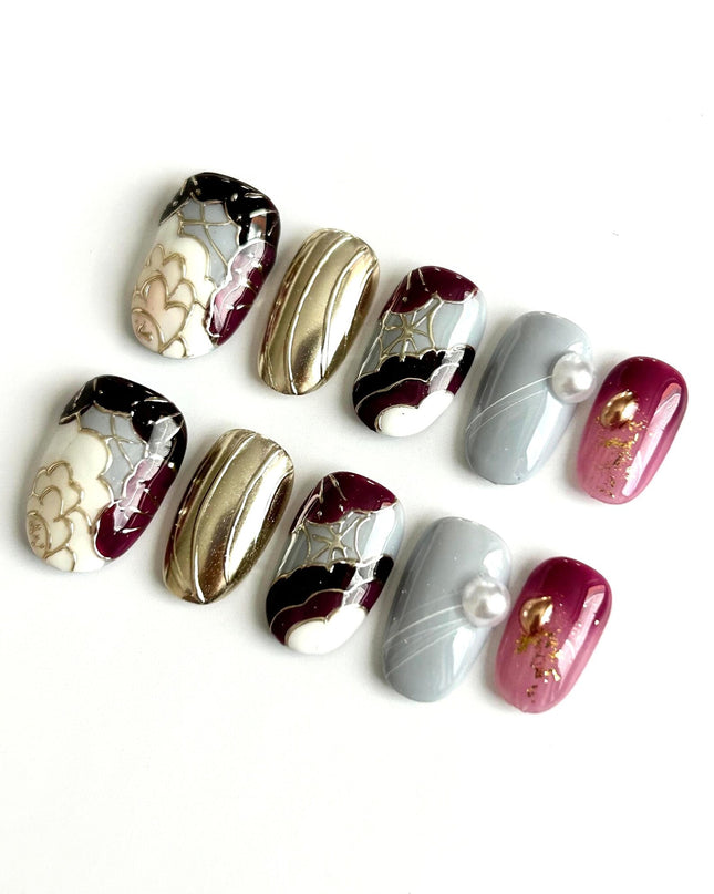 Gilded Web Press-On Nails