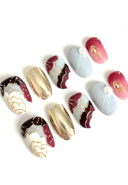 Gilded Web Press-On Nails