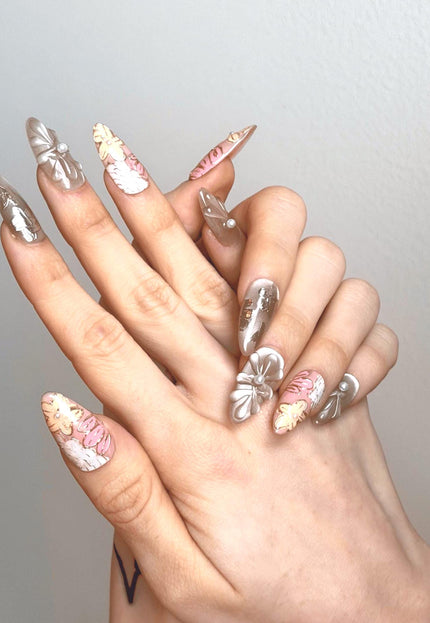 Golden Bloom Press-On Nails