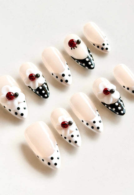 Lady-Bug 3D Press On Nails